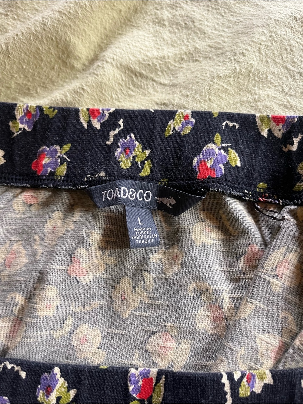 Toad&Co Black Floral Skirt Size L - Picture 3 of 6
